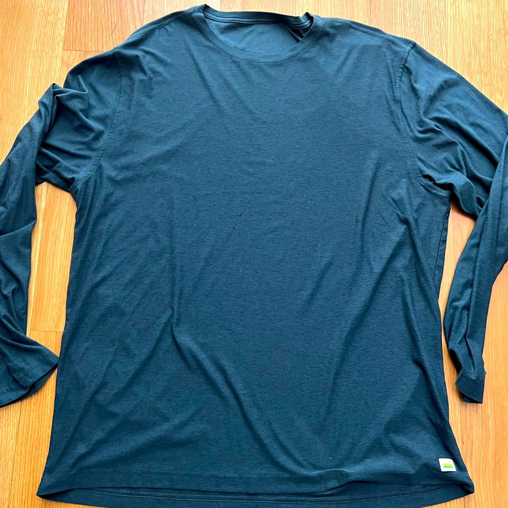 Vuori Long Sleeve T-Shirt - Blue - XL
